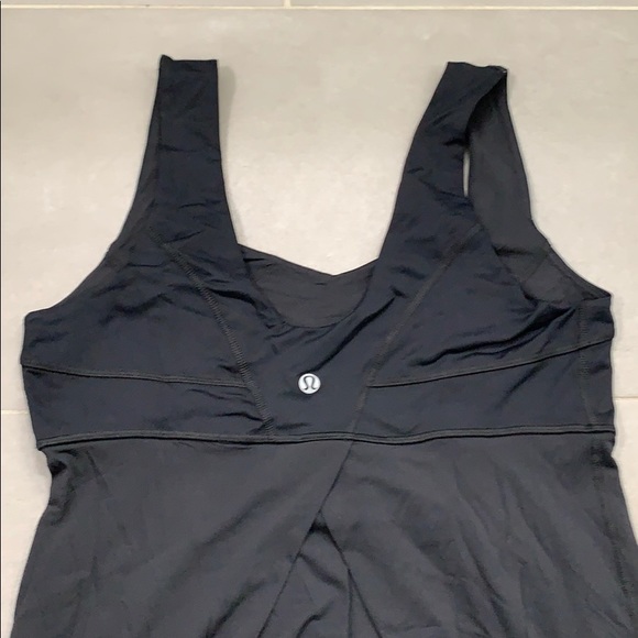 Lululemon black tank, size 8 - Picture 6 of 8